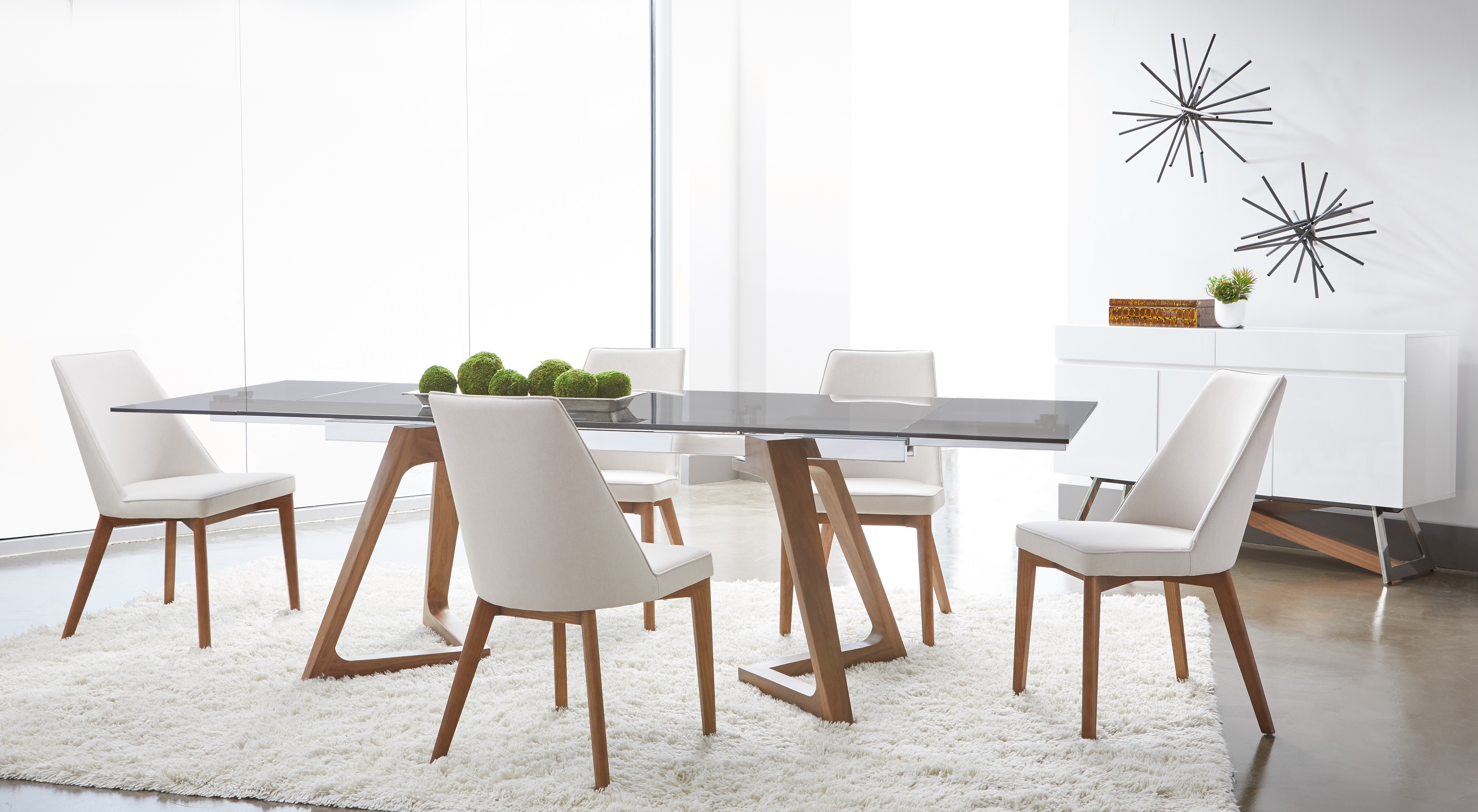 How To Create A Modern Dining Room